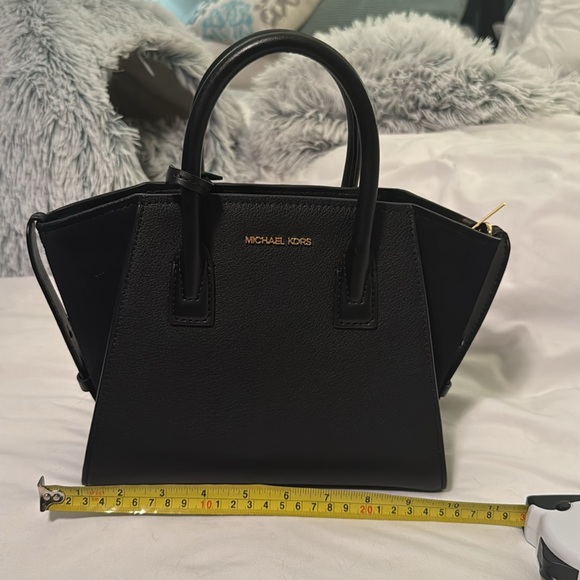 Michael Kors Avril Small Pebbled Leather Satchel - NWOT - black w/ gold - Picture 6 of 9